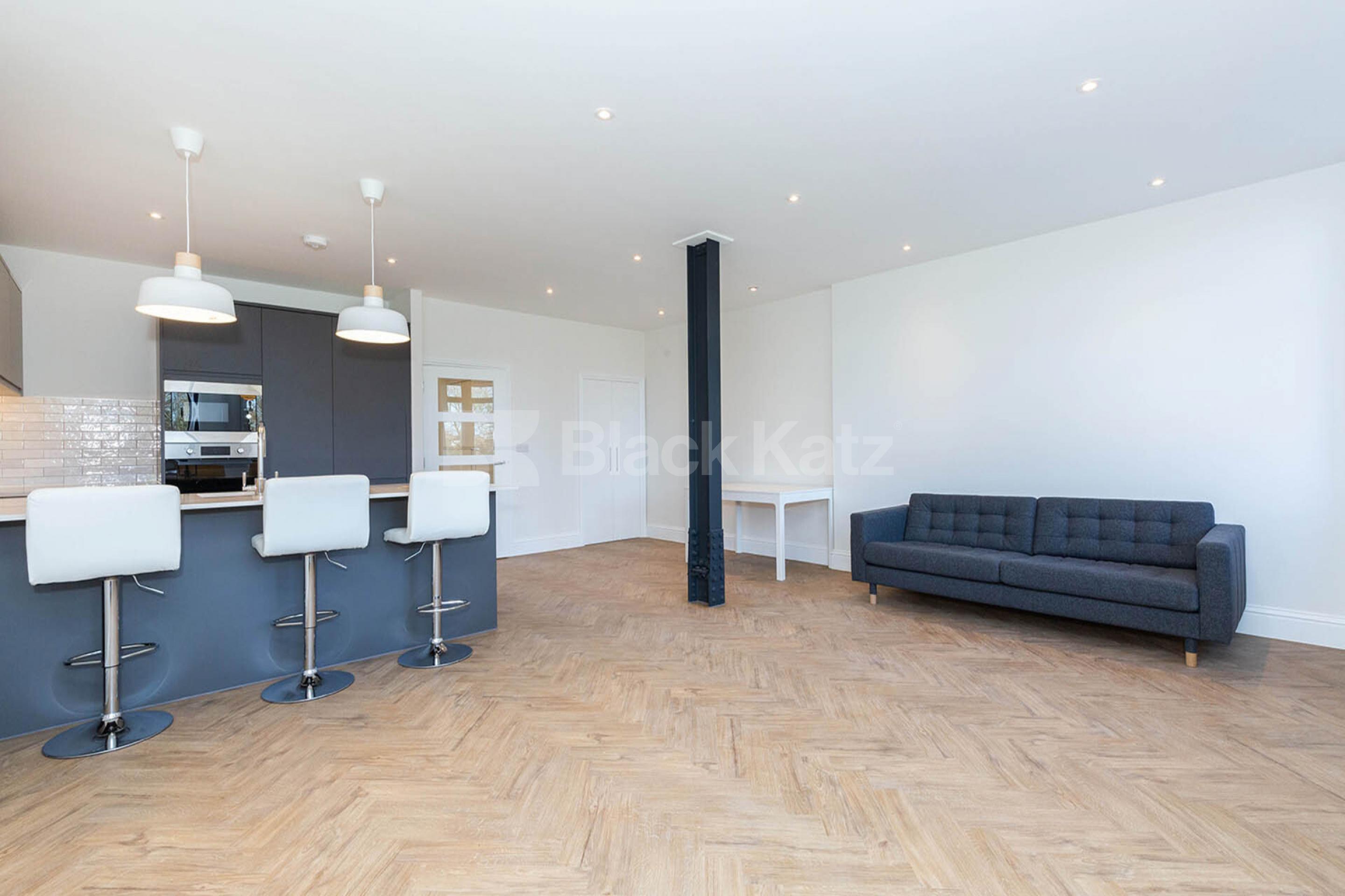 Stunning Modern One-Bedroom Apartment | Prime Finsbury Park Location Seven Sisters Road, Finsbury Park n4